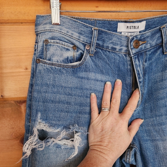 PISTOLA Jeans Presley Distressed High Rise Relaxed Roller Crop Boho Sz 27 X 24" - Picture 4 of 11